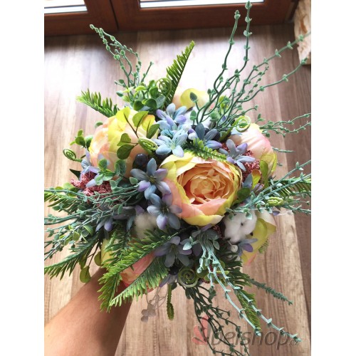 Zimní meruňkovo-modrá svatební kytice