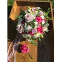 Svatební kytice v růžových odstínech